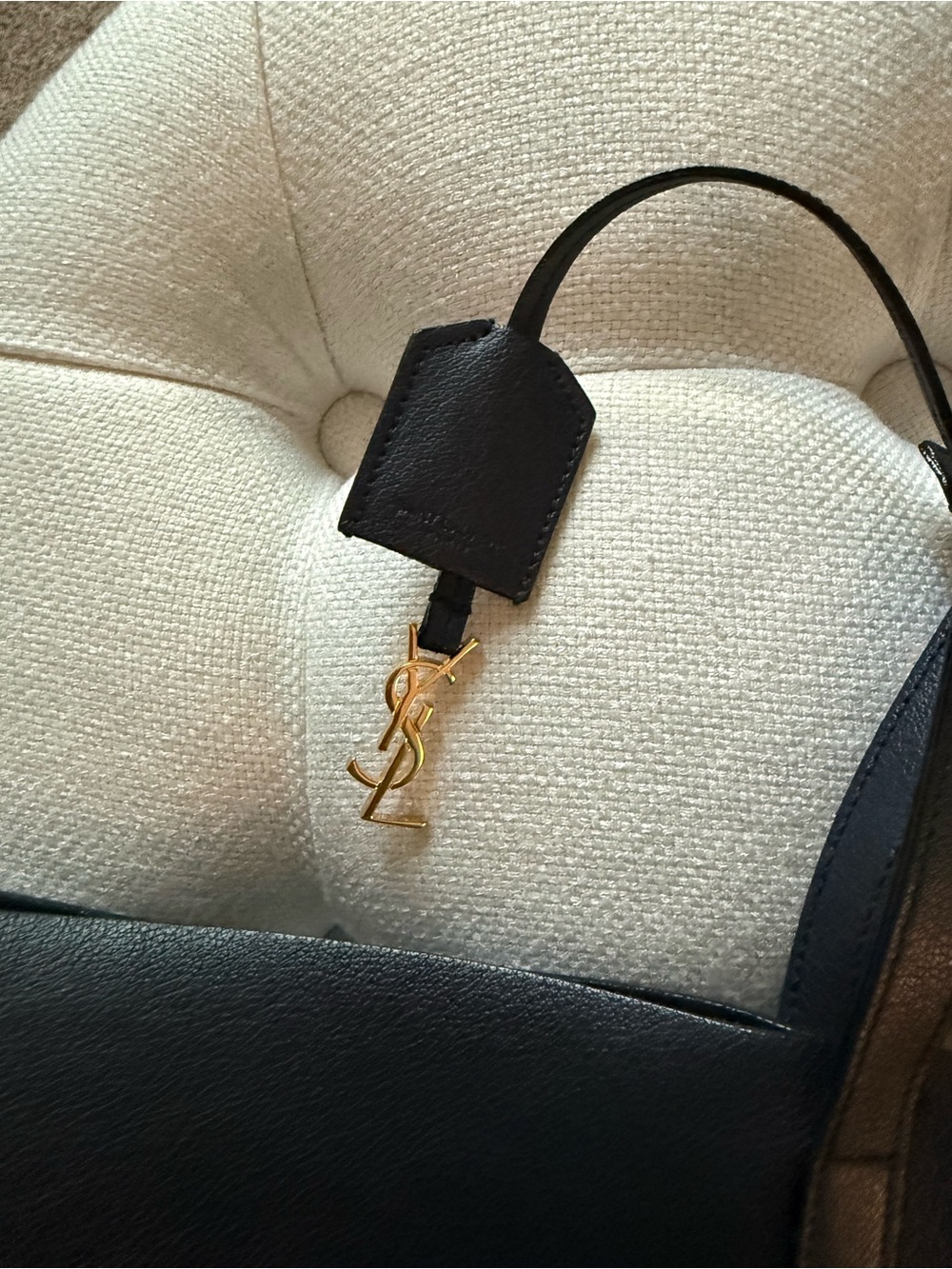 Yves Saint Laurent Navy Leather Shopping Tote with Gold YSL Tag & Inner Clutch - Picture 6 of 11